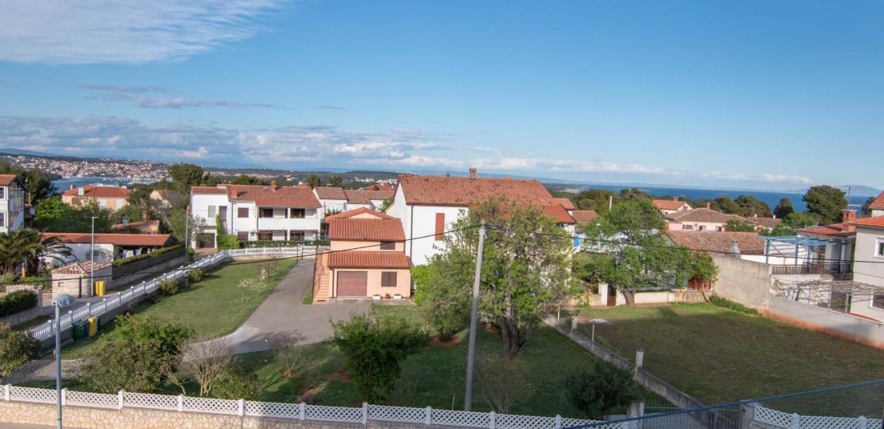 Luxury Apartment Faro With Sea View And Swimming Pool Premantura Luaran gambar