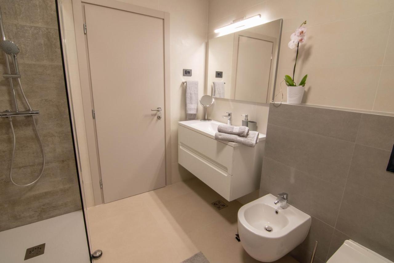 Luxury Apartment Faro With Sea View And Swimming Pool Premantura Luaran gambar